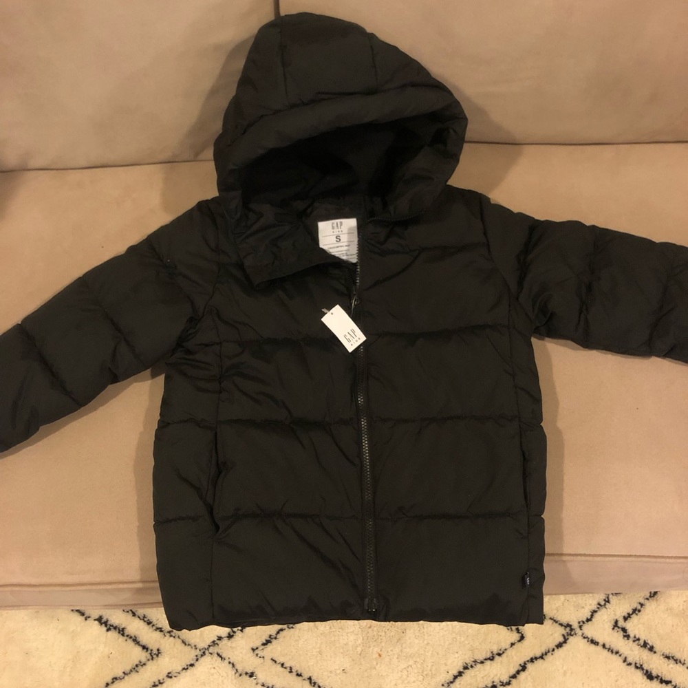 Gap Kids size 6/7 puffer winter jacket